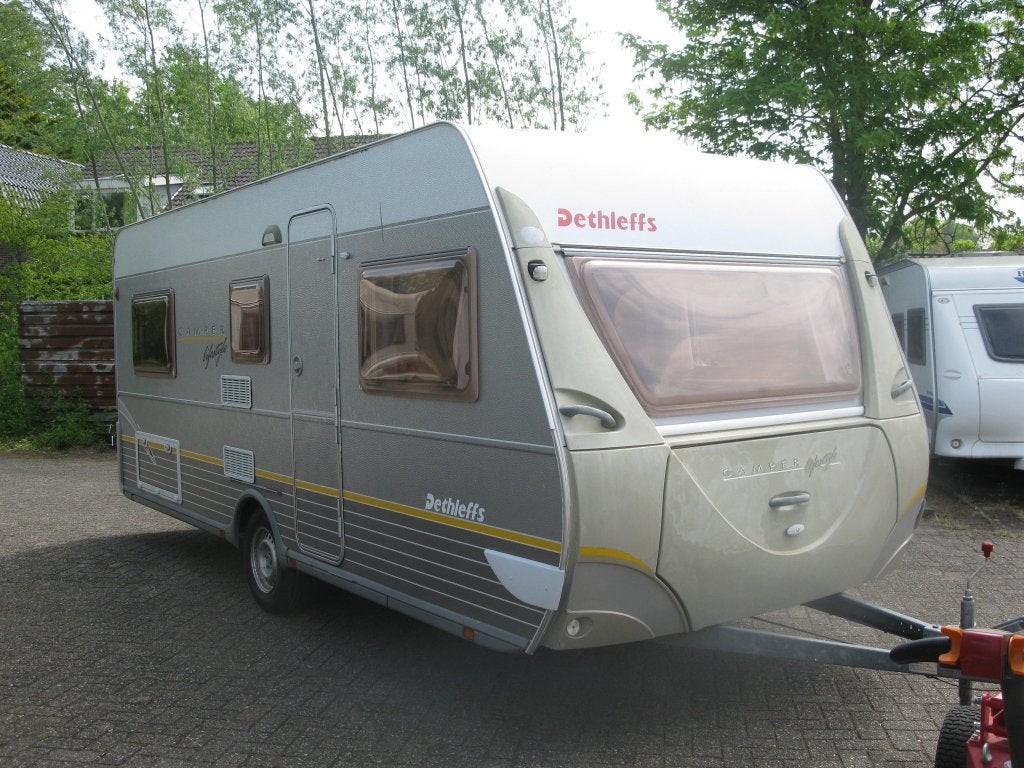 Dethleffs Camper Lifestyle 510 V bj 2005 met voortent, Caravans en Kamperen, Rondzit, Bedrijf, Dethleffs, 5 tot 6 meter
