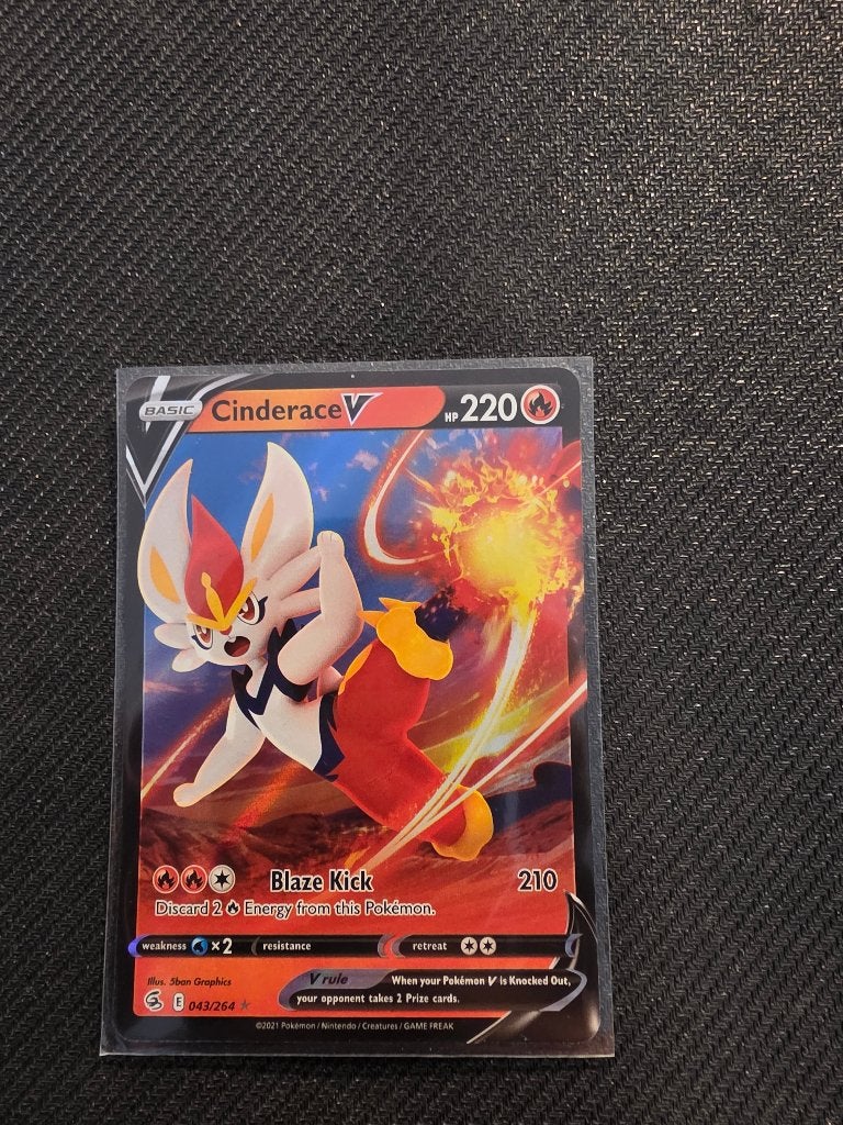 Cinderace V Fusion strike, Hobby en Vrije tijd, Verzamelkaartspellen | Pokémon, Ophalen of Verzenden, Zo goed als nieuw
