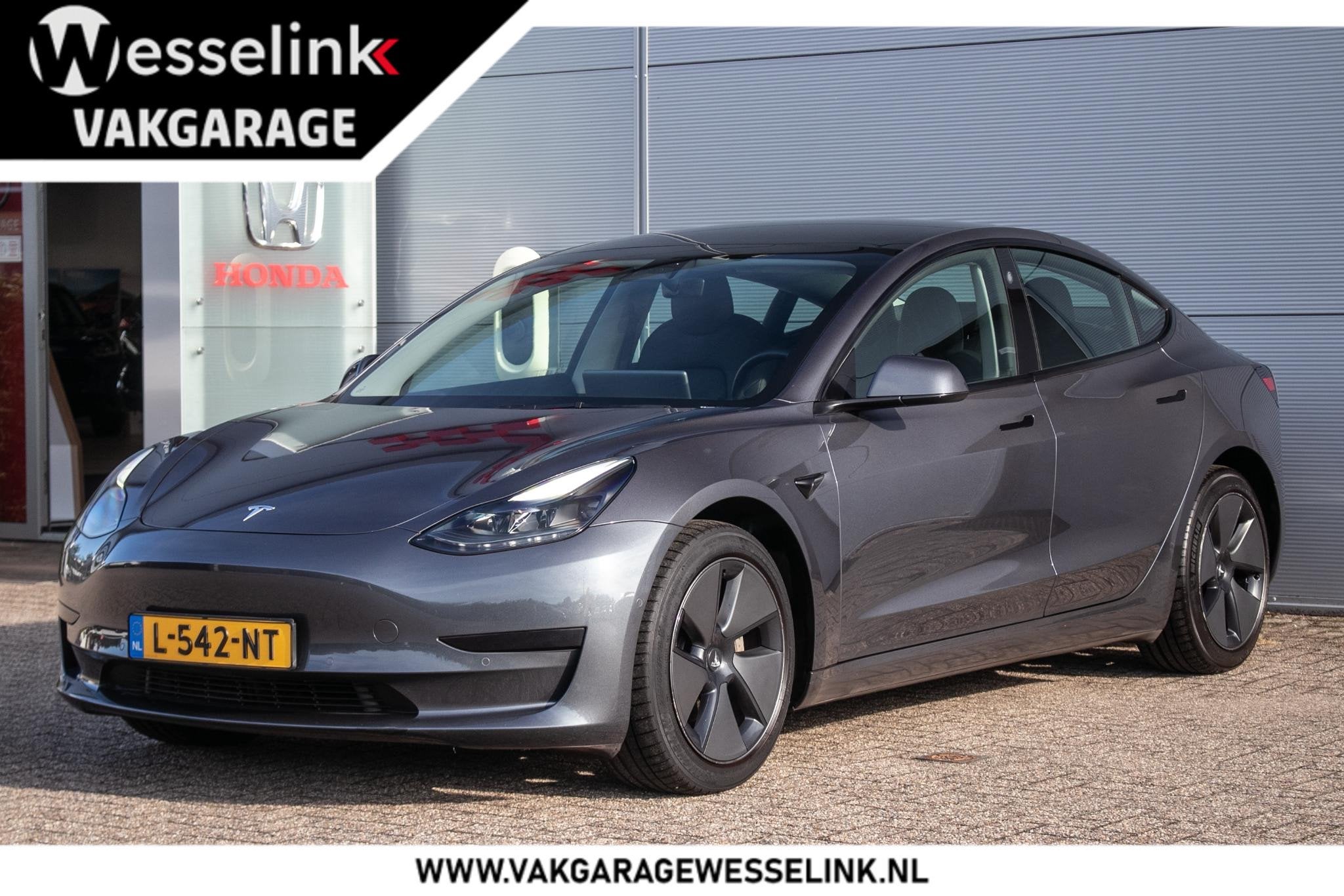 Tesla Model 3 Standard RWD Plus 60 kWh | SOH 90,3% | Leder |