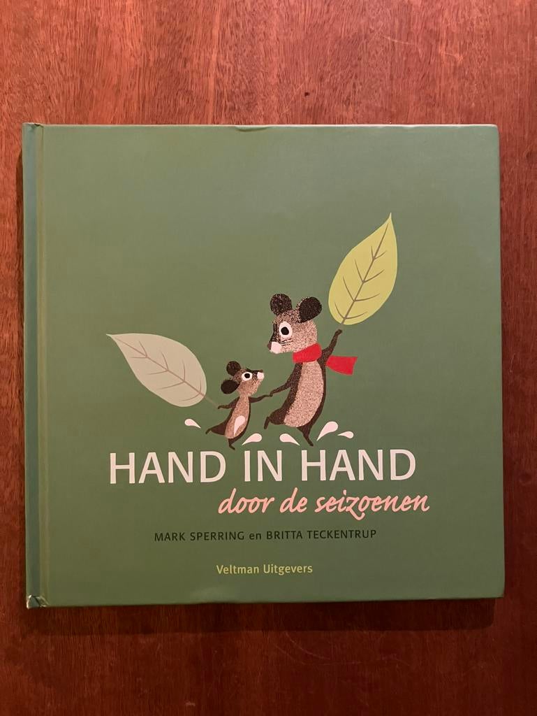 Hand in hand door de seizoenen Britta Teckentrup & Sperring, Ophalen of Verzenden, Zo goed als nieuw