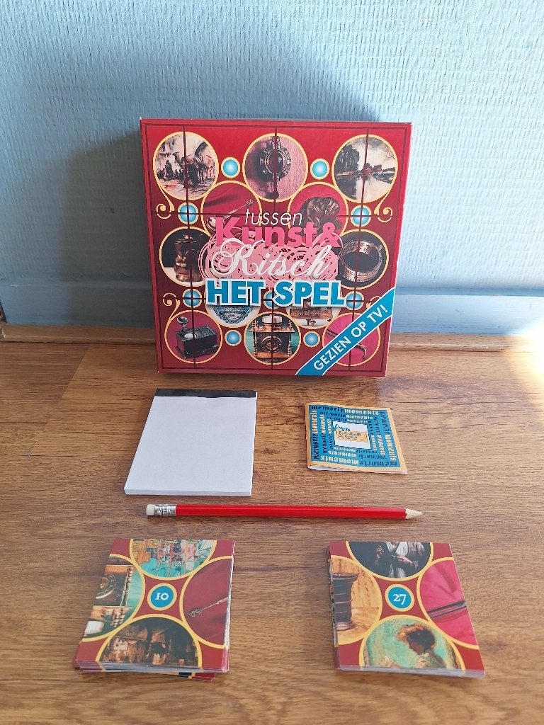 Tussen Kunst & Kitsch: Het Spel, Een of twee spelers, Ophalen of Verzenden, Zo goed als nieuw