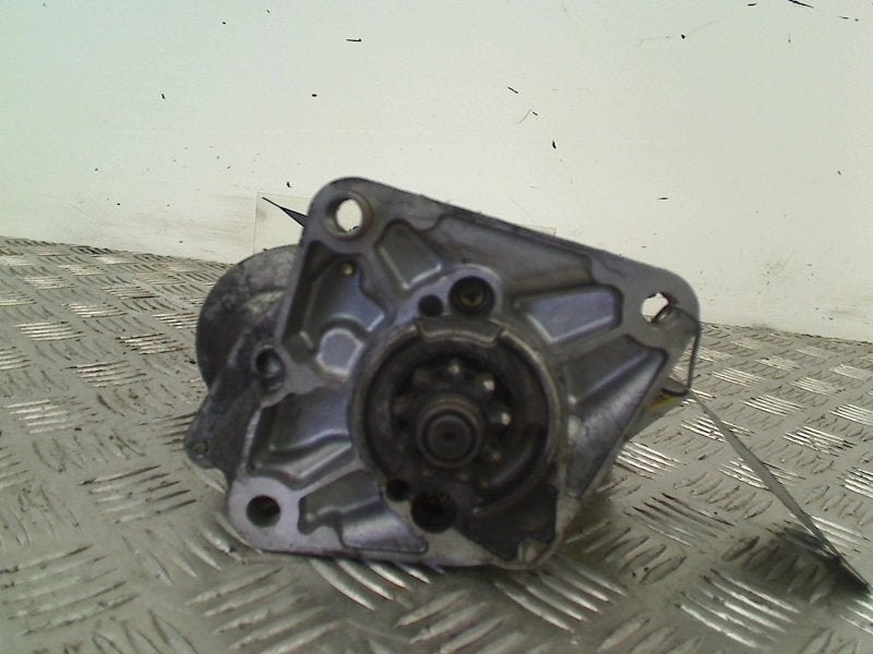 Startmotor Land + Range Rover Defender I (2001-09/2006-12), Campus Kronberg 7, Kronberg im Taunus 61476, , Duitsland, Jaguar Land Rover Deutschland GmbH
