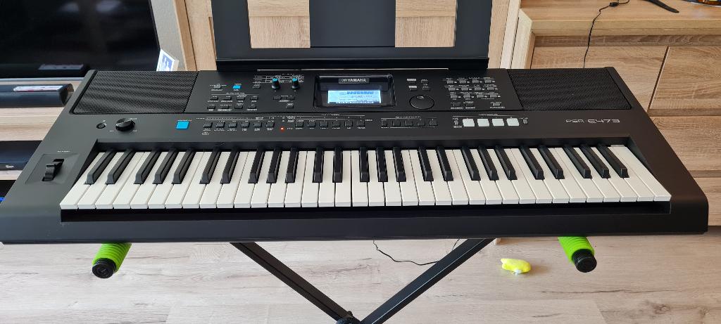 Yamaha keyboard PSR E 473, Ophalen, 61 toetsen, Yamaha, Zo goed als nieuw