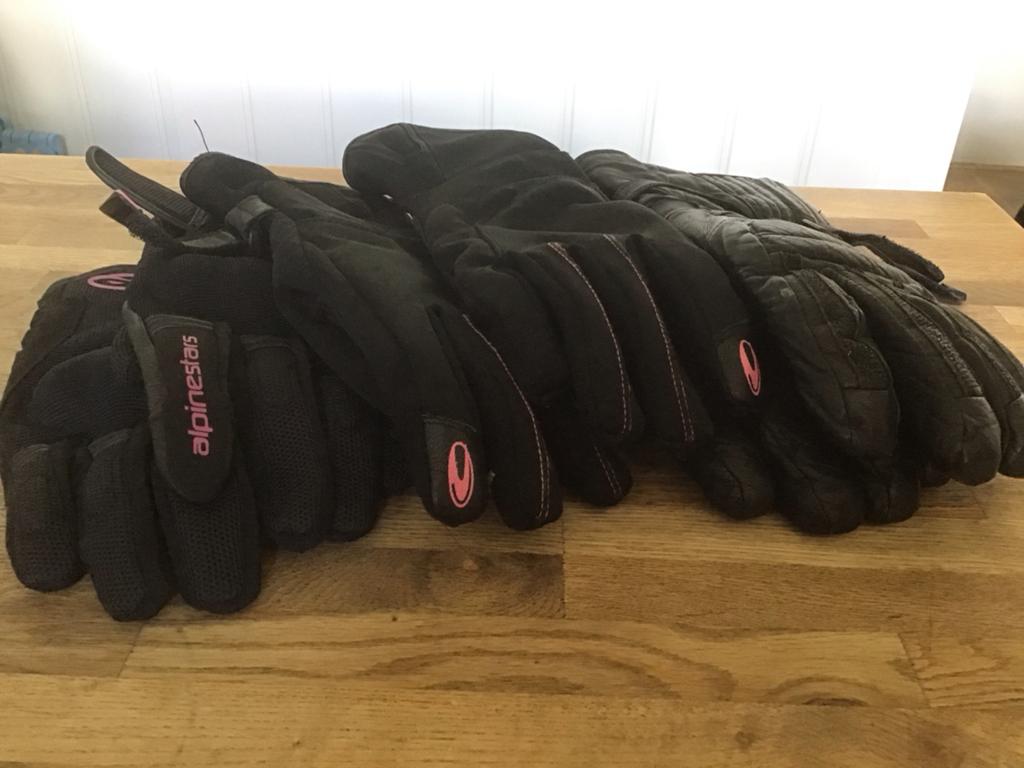 Alpinestars en Richa motorhandschoenen dames maat S/8, Motoren, Ophalen of Verzenden, Tweedehands, Dames, Handschoenen
