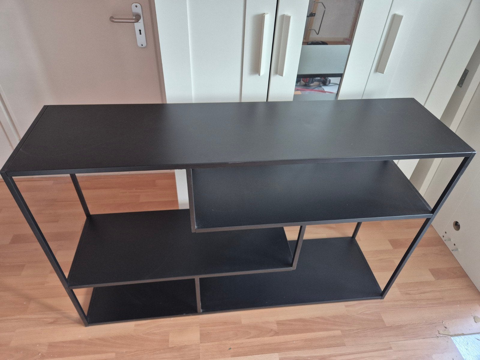 KARWEI Noor dressoir / sidetable zwart metaal 130 x 35 x 82, Ophalen, Gebruikt, 100 tot 150 cm, Minder dan 100 cm