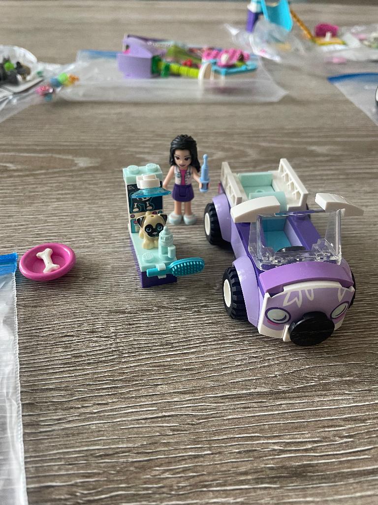 LEGO Friends nrs 41360 en 41442, Ophalen of Verzenden, Zo goed als nieuw, Complete set, Lego