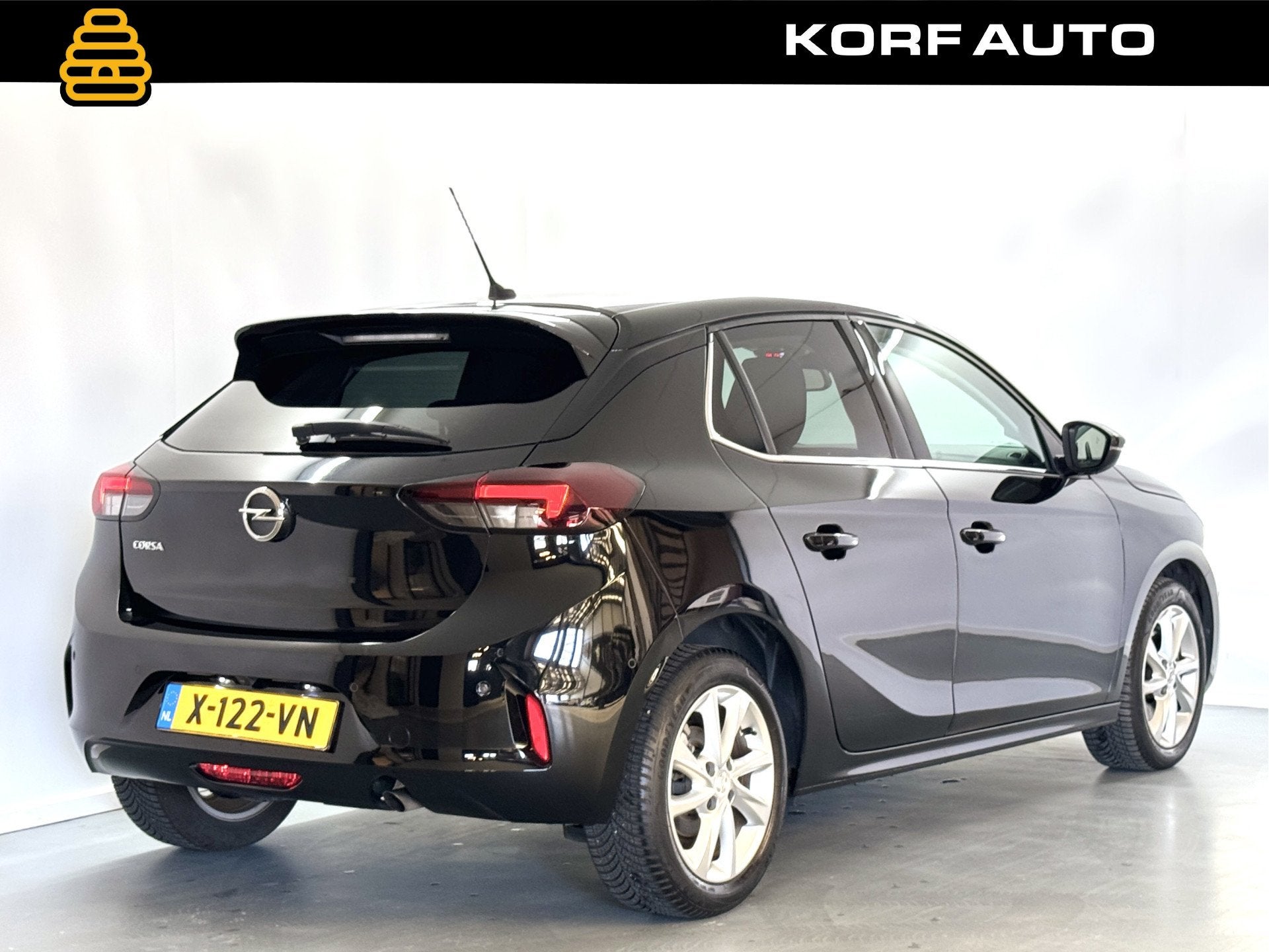 Opel Corsa Elegance 100PK AUT / Camera / Stoelverwarming / C, Auto's, Gebruikt, Zwart, Leder en Stof, 102 pk