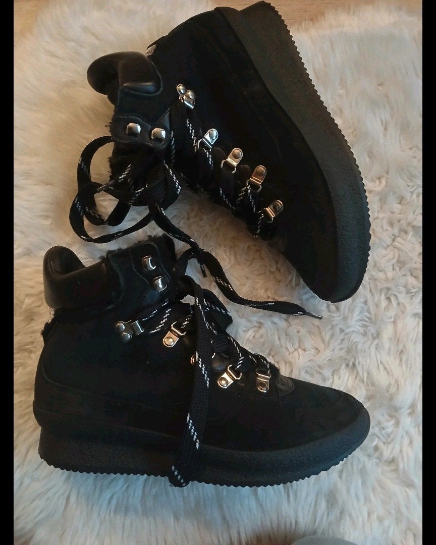 Isabel Marant Brently Hiking Boots - Maat 39, Kleding | Dames, Isabel Marant, Zwart, Zo goed als nieuw, Wandelschoenen