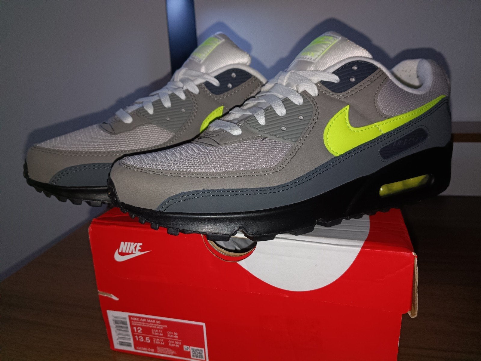 Nike Air Max 90 Neon Nieuw & Orgineel 46, Ophalen of Verzenden, Nieuw, Overige kleuren