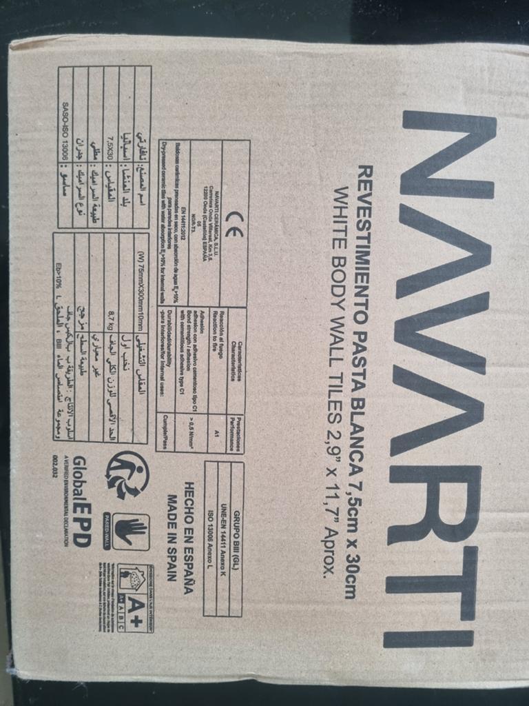 4 Dozen Witte Wandtegels (Navarti) - Over van Klus, Ophalen of Verzenden