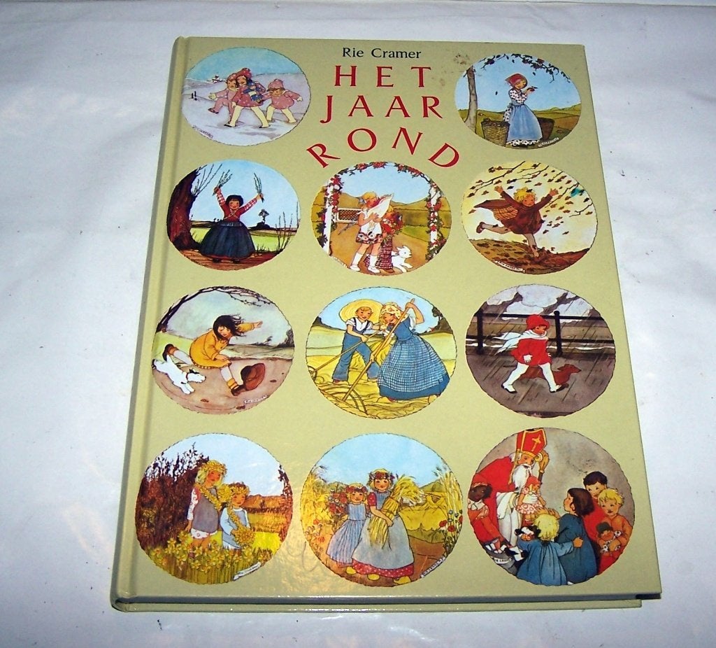 Rie Cramer - Het jaar rond. Prachtige tekeningen. Nieuwstaat, Ophalen of Verzenden, Zo goed als nieuw, Rie Cramer, Prentenboek
