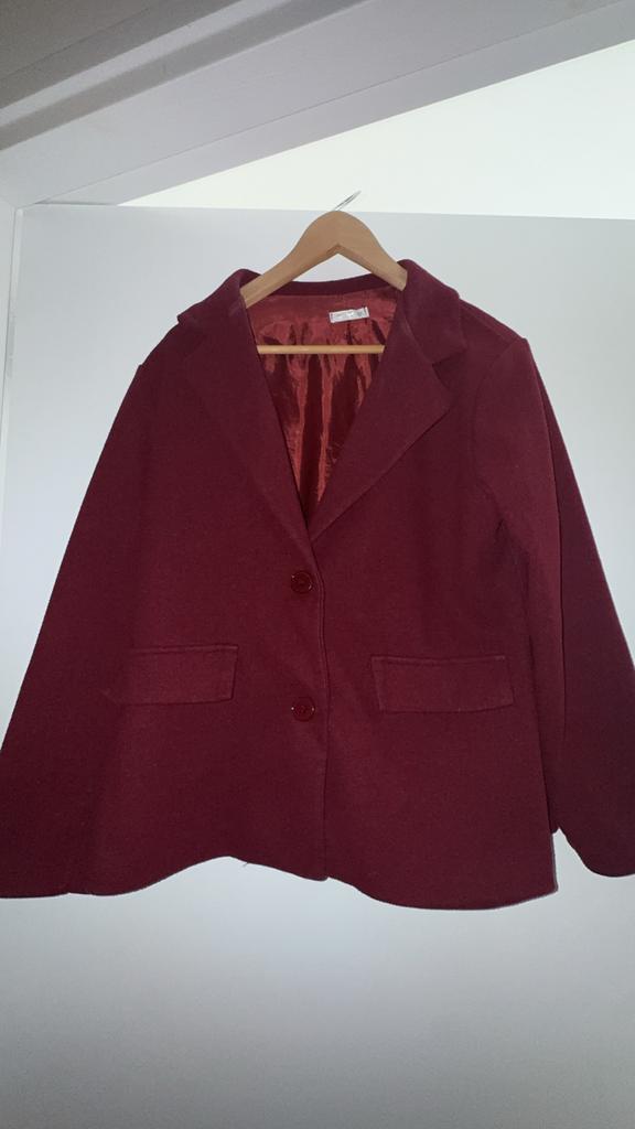 Bordeaux rode blazer - Zo goed als nieuw - One size, Kleding | Dames, Jasjes, Kostuums en Pakken, Maat 38/40 (M), Ophalen of Verzenden