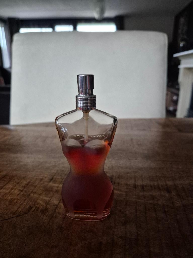 Jean Paul Gaultier, Ophalen, Gebruikt