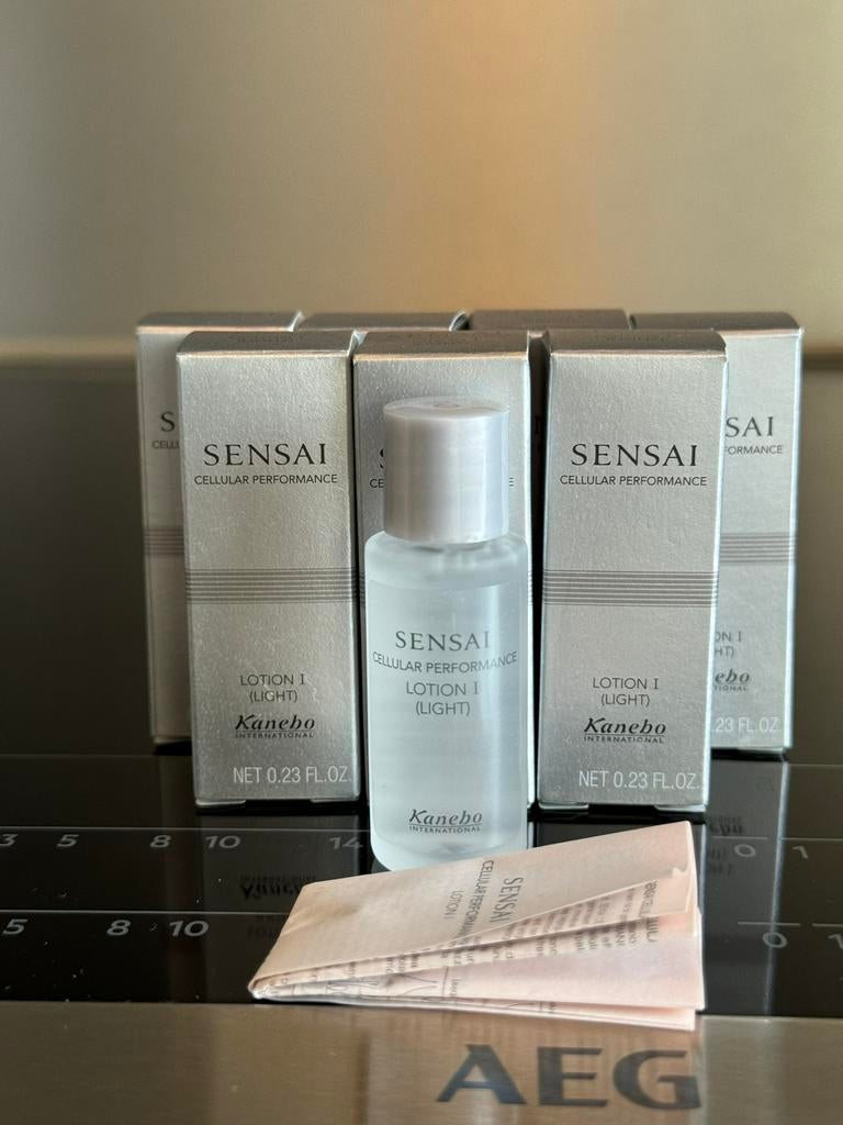 Kanebo sensai lotion I light 7x7ml, Ophalen of Verzenden, Nieuw, Gehele gezicht, Verzorging