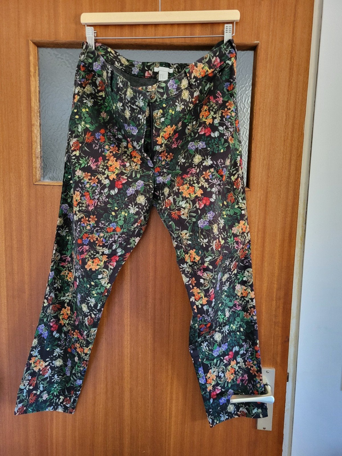 H&M Bloemenprint Broek Maat 44, H&M, Meerkleurig, Maat 42/44 (L), Ophalen of Verzenden