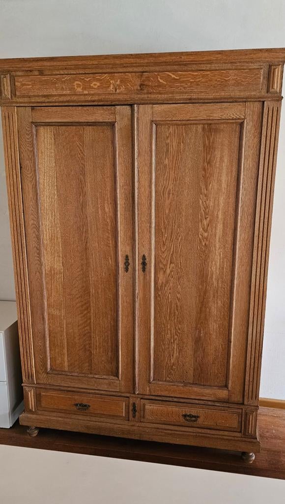 Te Koop: Houten kast van dik 70 jaar oud, Antiek en Kunst, Ophalen