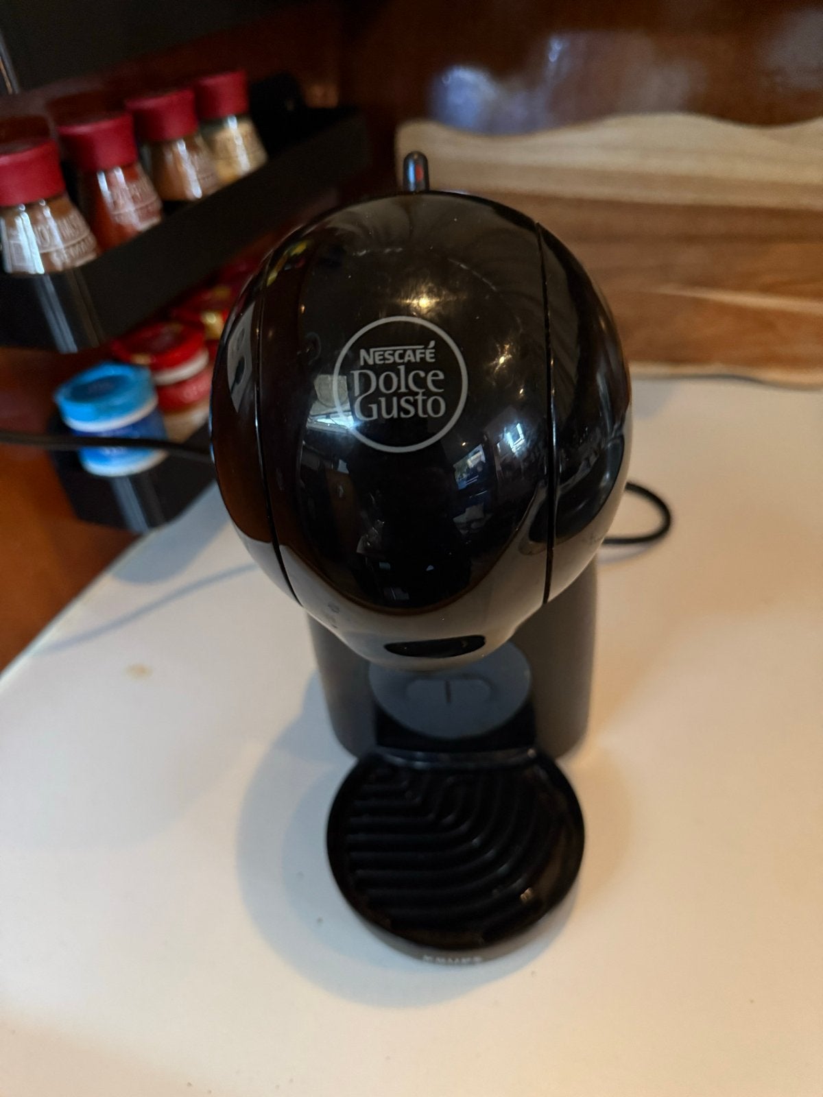 Nescafé Dolce Gusto Koffiezetapparaat - Zo goed als nieuw, Koffiepads en cups, O, O, Koffiemachine