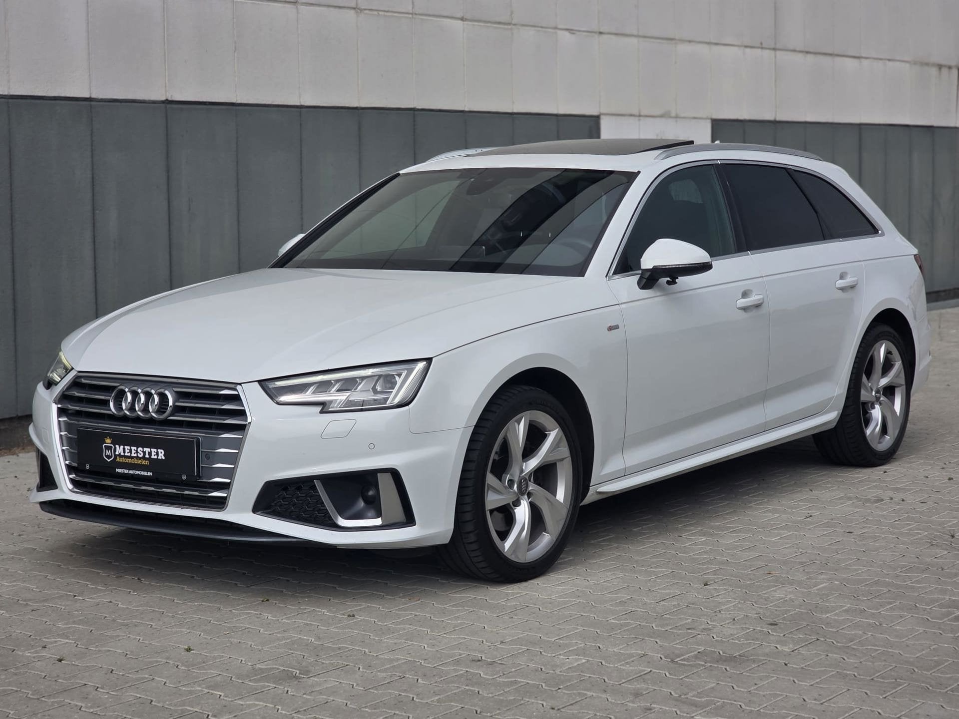 Audi A4 Avant 40 TFSI S line |PANODAK|ACC|VIRT.DASH, Dealer onderhouden, Gebruikt, Zwart, Wit