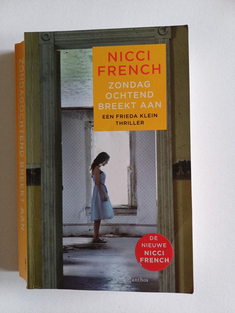 Zondag ochtend breekt aan Nicci French, Boeken, Ophalen, Zo goed als nieuw