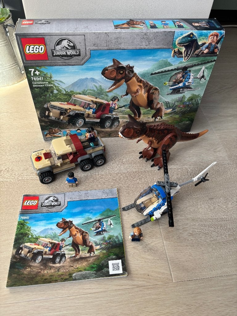 LEGO 76941 Jurassic World Carnotaurus Achtervolging, Jurassic World, Lego, Ophalen of Verzenden, Zo goed als nieuw