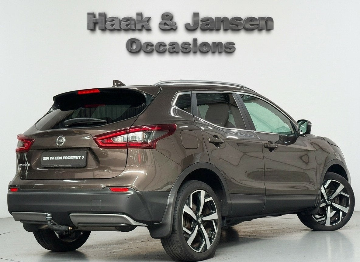 Nissan Qashqai 1.3 DIG-T Tekna + Panoramdak 360 Camera, Dealer onderhouden, Gebruikt, Zwart, 4 cilinders