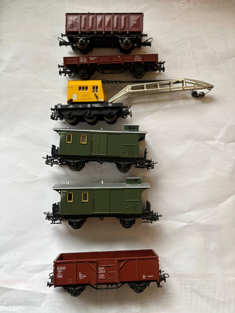 Marklin goederenwagons en kraan, Ophalen of Verzenden, Zo goed als nieuw, Wisselstroom, Märklin