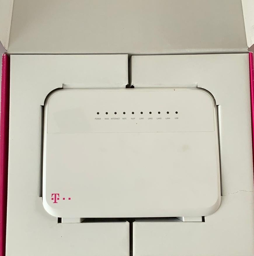 T-mobile modem, Ophalen of Verzenden, Gebruikt, Router met modem