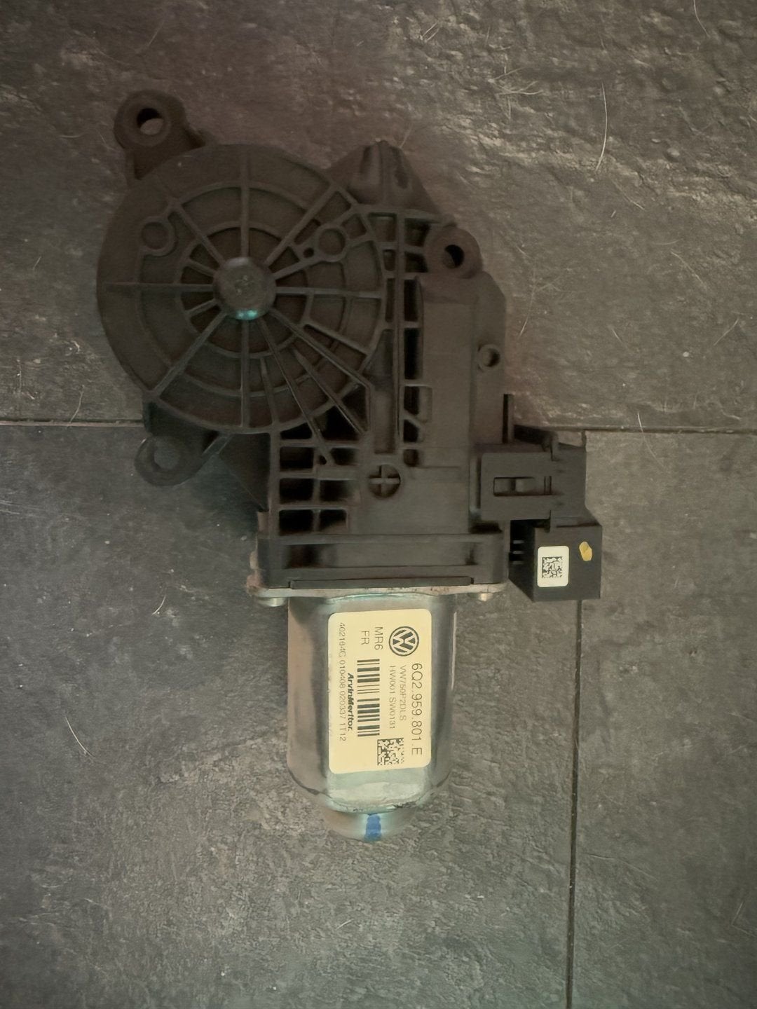 Volkswagen T5 raammotor 6Q2959801, Auto-onderdelen, Elektronica en Kabels, Gebruikt, -, Volkswagen, -