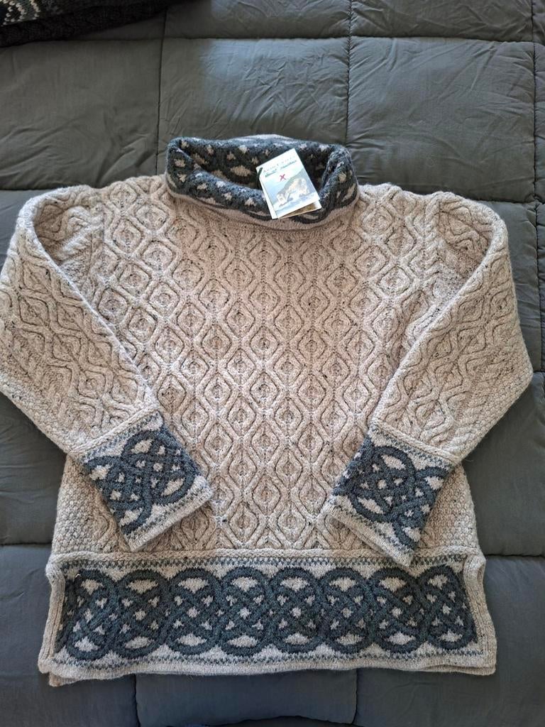 Aran Crafts originele Ierse trui - valt als S/M, Beige, Ophalen of Verzenden, Zo goed als nieuw, Maat 38/40 (M)