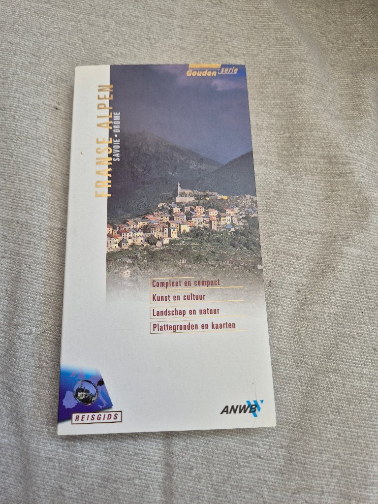 ANWB Gouden serie Franse Alpen, Boeken, Europa, Ophalen of Verzenden, Zo goed als nieuw, Reisgids of -boek