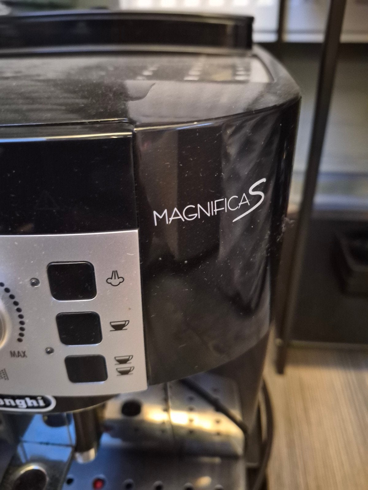 DeLonghi Magnifica S Espresso Apparaat - Zwart, Ophalen of Verzenden, Gebruikt, Espresso apparaat, Stoompijpje