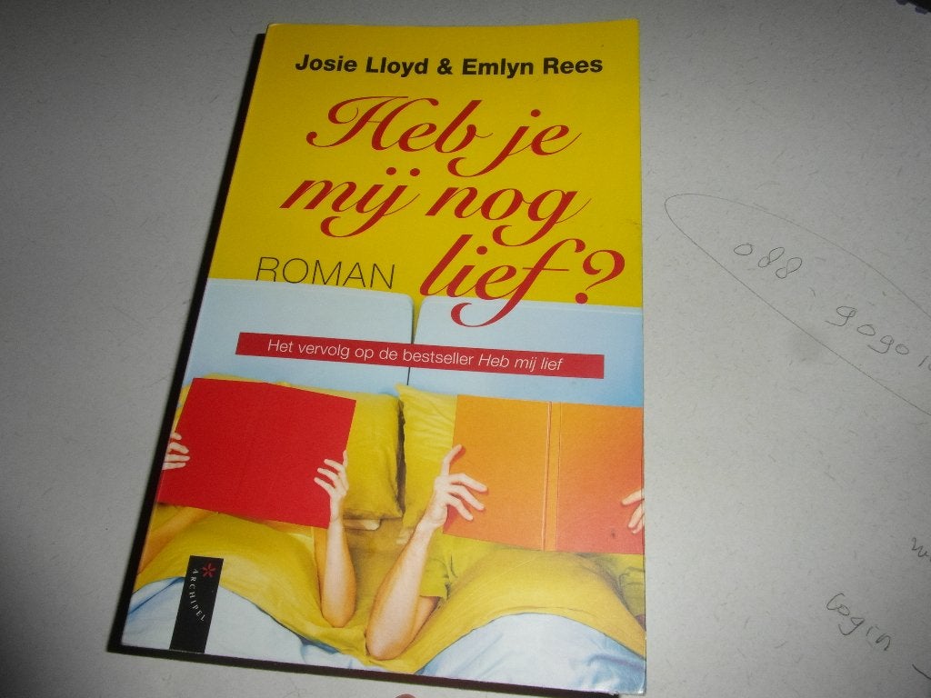 Heb je mij nog lief? Josie & Emlyn, Ophalen of Verzenden, Zo goed als nieuw