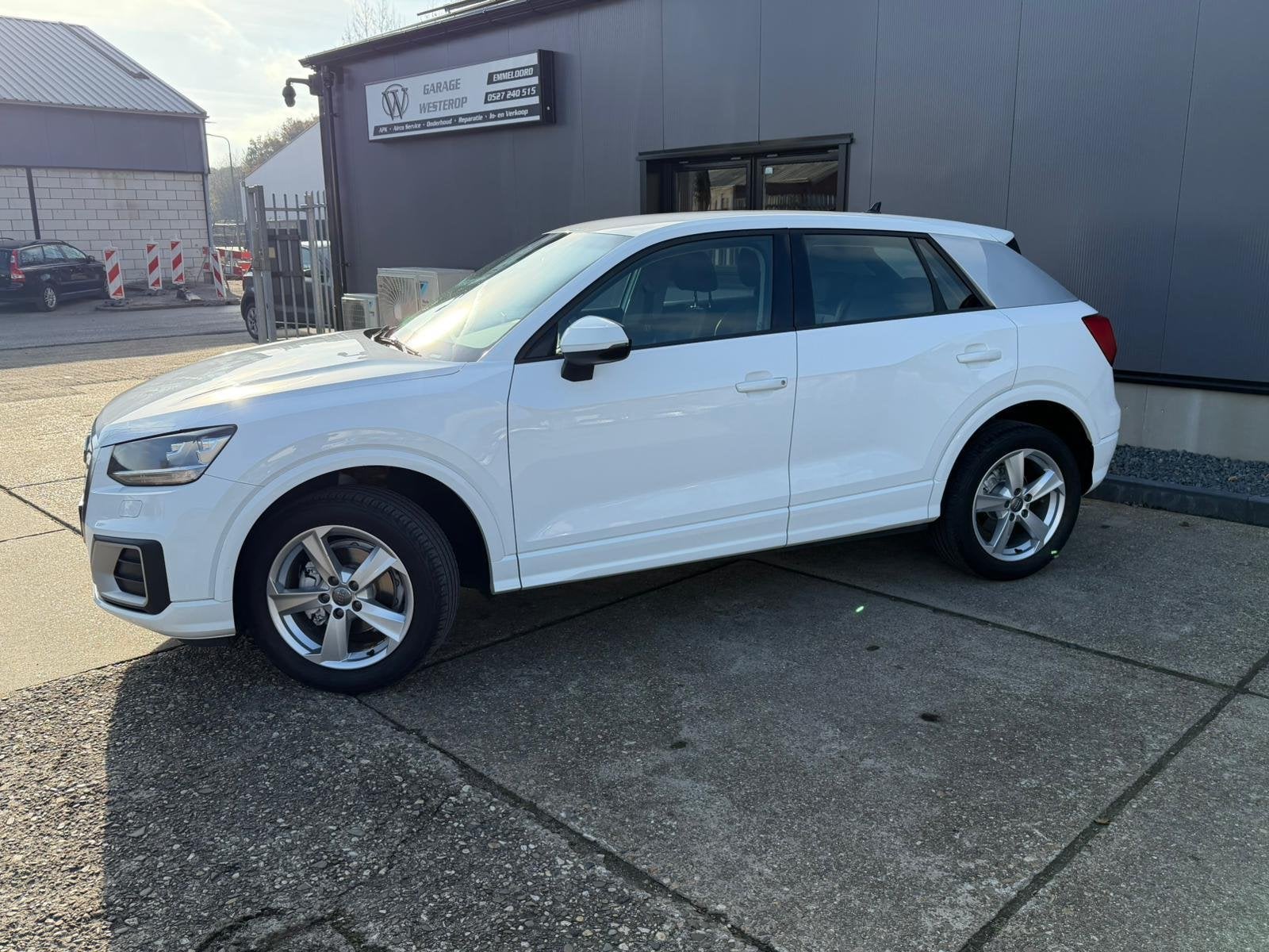 Audi Q2 30 TFSI Design Pro Line Plus trekhaak, Auto's, Audi, Voorwielaandrijving, Stof, Gebruikt, Automatische klimaatregeling
