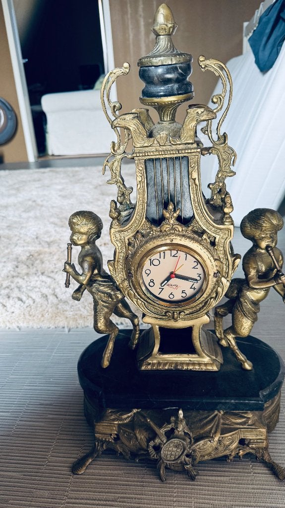 Grote decoratieve pendule  – 20 kg, Ophalen
