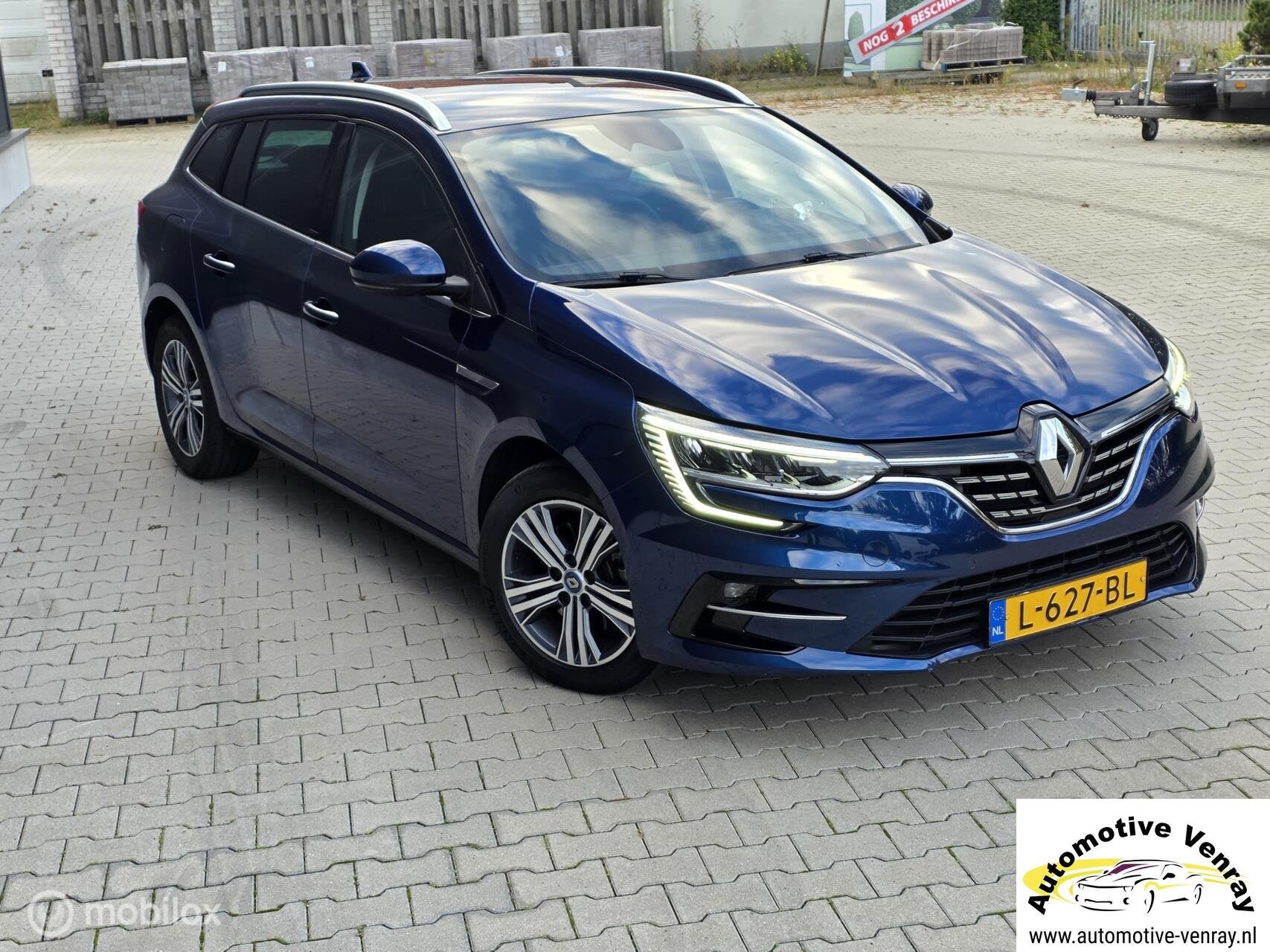 Renault Megane Estate 1.6 E-Tech Plug-In Hybrid 160 Intens, Auto's, Dealer onderhouden, 77 km/l, Gebruikt, 4 cilinders