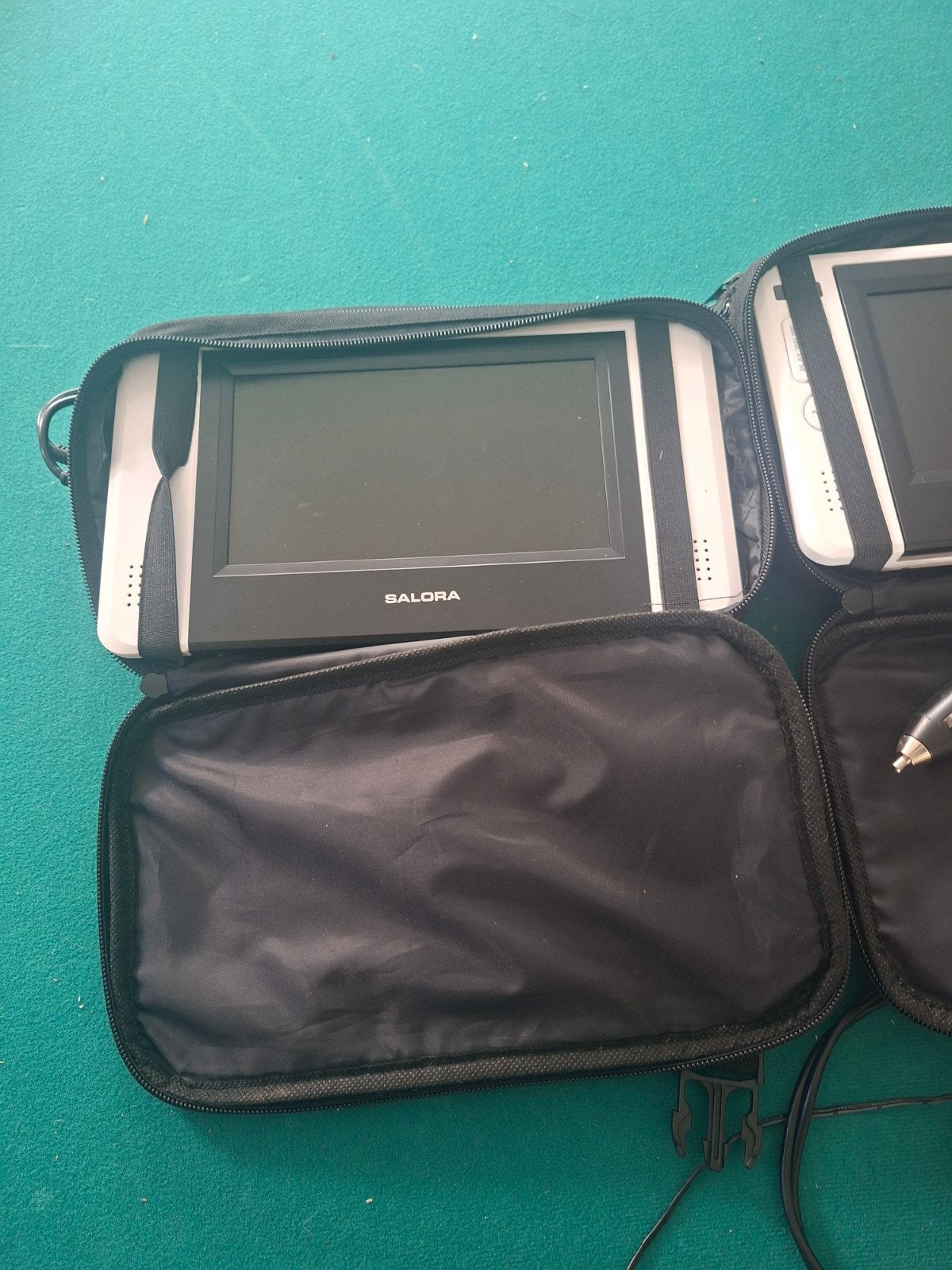 Salora Draagbare DVD-speler met 2 schermen, Audio, Tv en Foto, Dvd-spelers, Gebruikt, Draagbaar, Ophalen of Verzenden, Overige merken