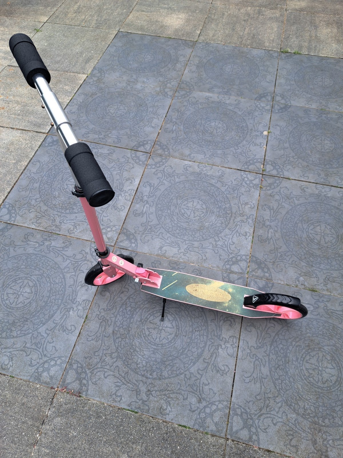 Roze step voor kinderen - TIEBOON.V, Fietsen en Brommers, Steps, Gebruikt, Gewone step, Ophalen
