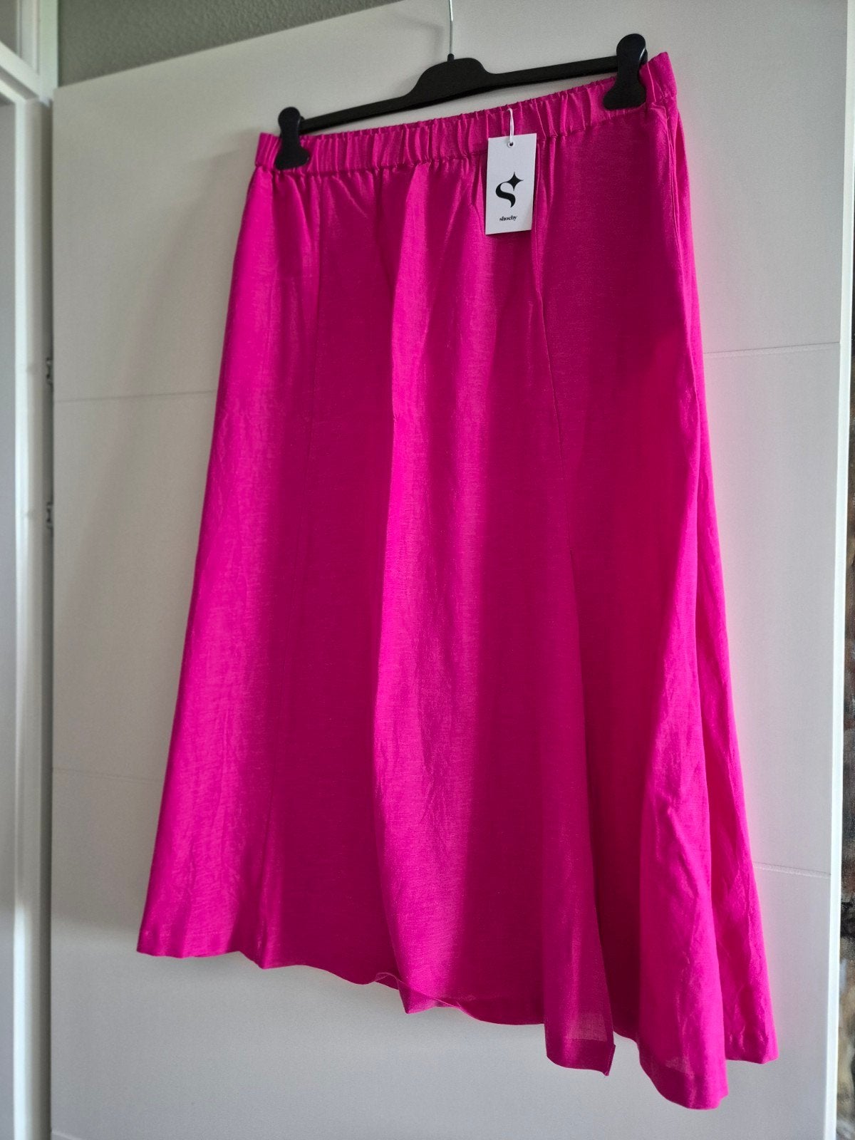 maxi rok mt xl kleur pink Shoeby is nieuw, Kleding | Dames, Maat 42/44 (L), Nieuw, Ophalen of Verzenden, Roze