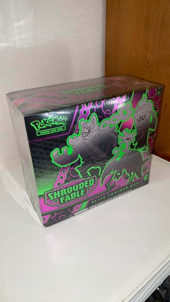 Shrouded Fable Elite Trainer Box - Pokemon Kaarten, Hobby en Vrije tijd, Verzamelkaartspellen | Pokémon, Ophalen of Verzenden
