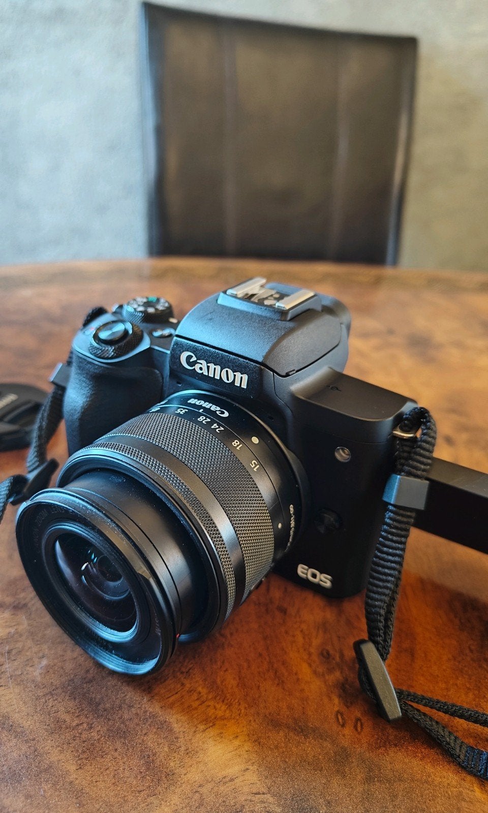 Canon eos m50 met lens 15-45mm is stm, Audio, Tv en Foto, Canon, Accu, Ophalen of Verzenden, Zo goed als nieuw