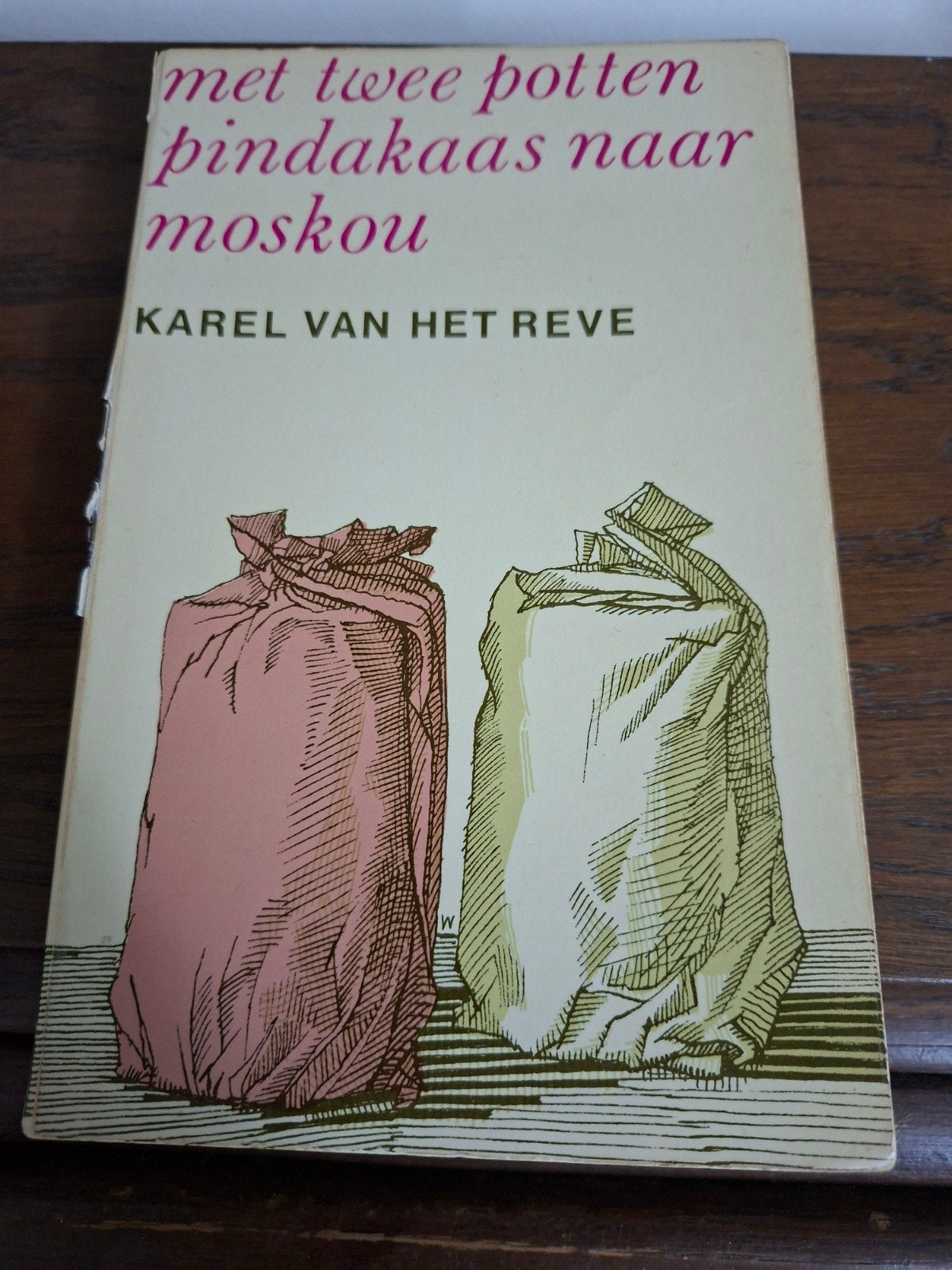 Met Twee Potten Pindakaas Naar Moskou - Karel van het Reve, Ophalen of Verzenden, Gelezen, Karel van het Reve, Nederland