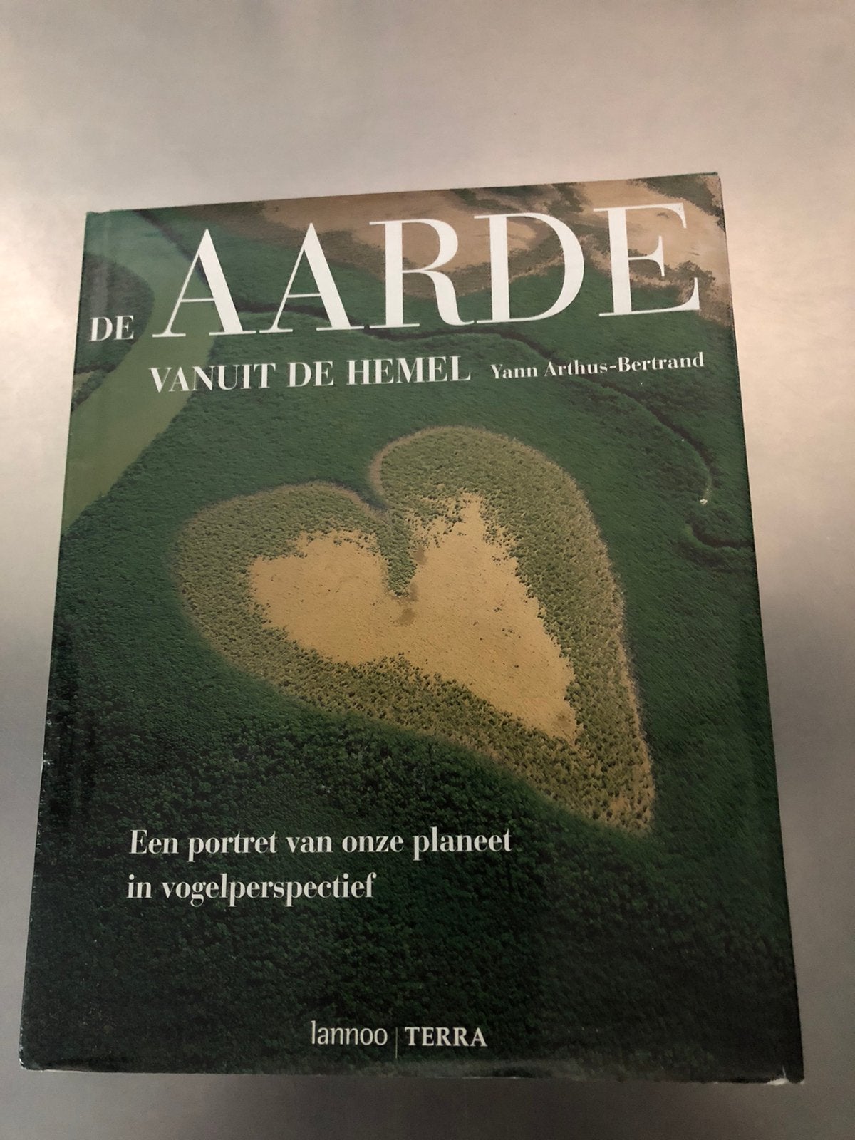 Natuurboek over de aarde vanuit de hemel, Ophalen of Verzenden, Zo goed als nieuw, Natuur algemeen