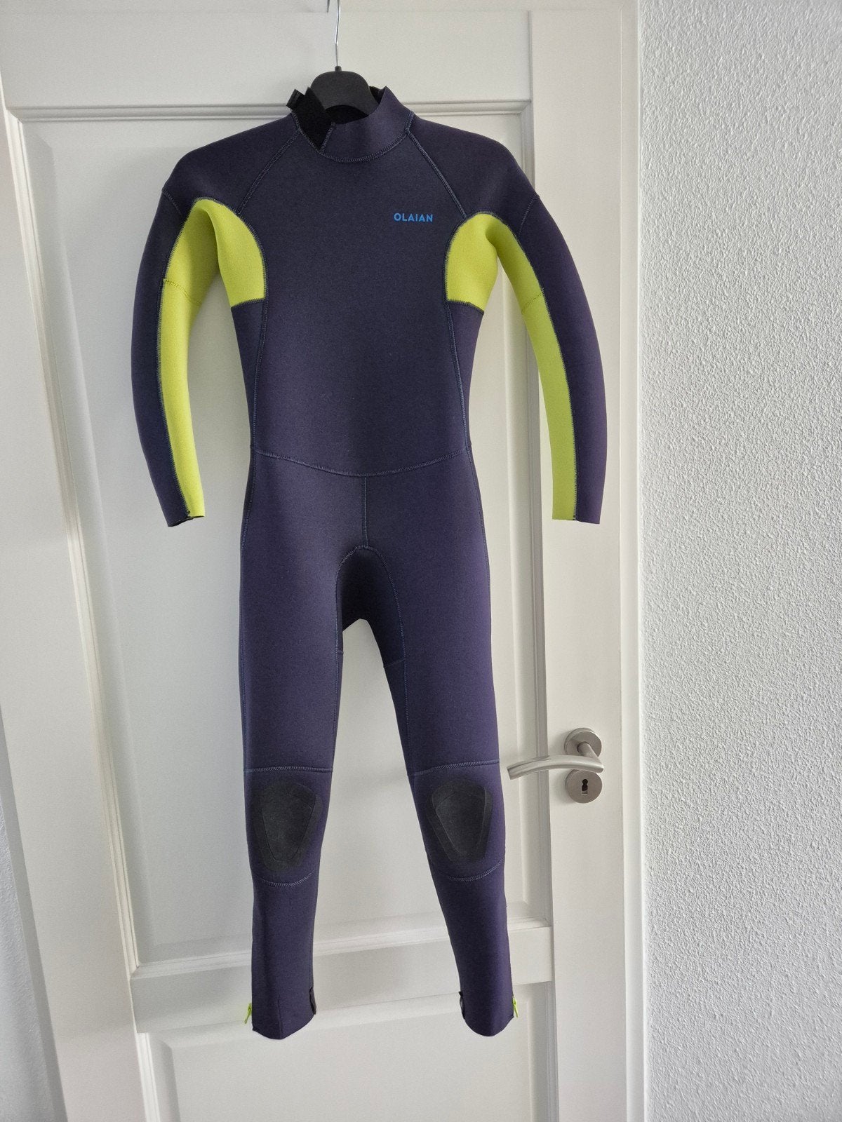 OLAIAN Wetsuit maat 10-11- Donkerblauw/groen- Zo goed als ni, Watersport en Boten, Wetsuit, Kind, Ophalen of Verzenden, Zo goed als nieuw