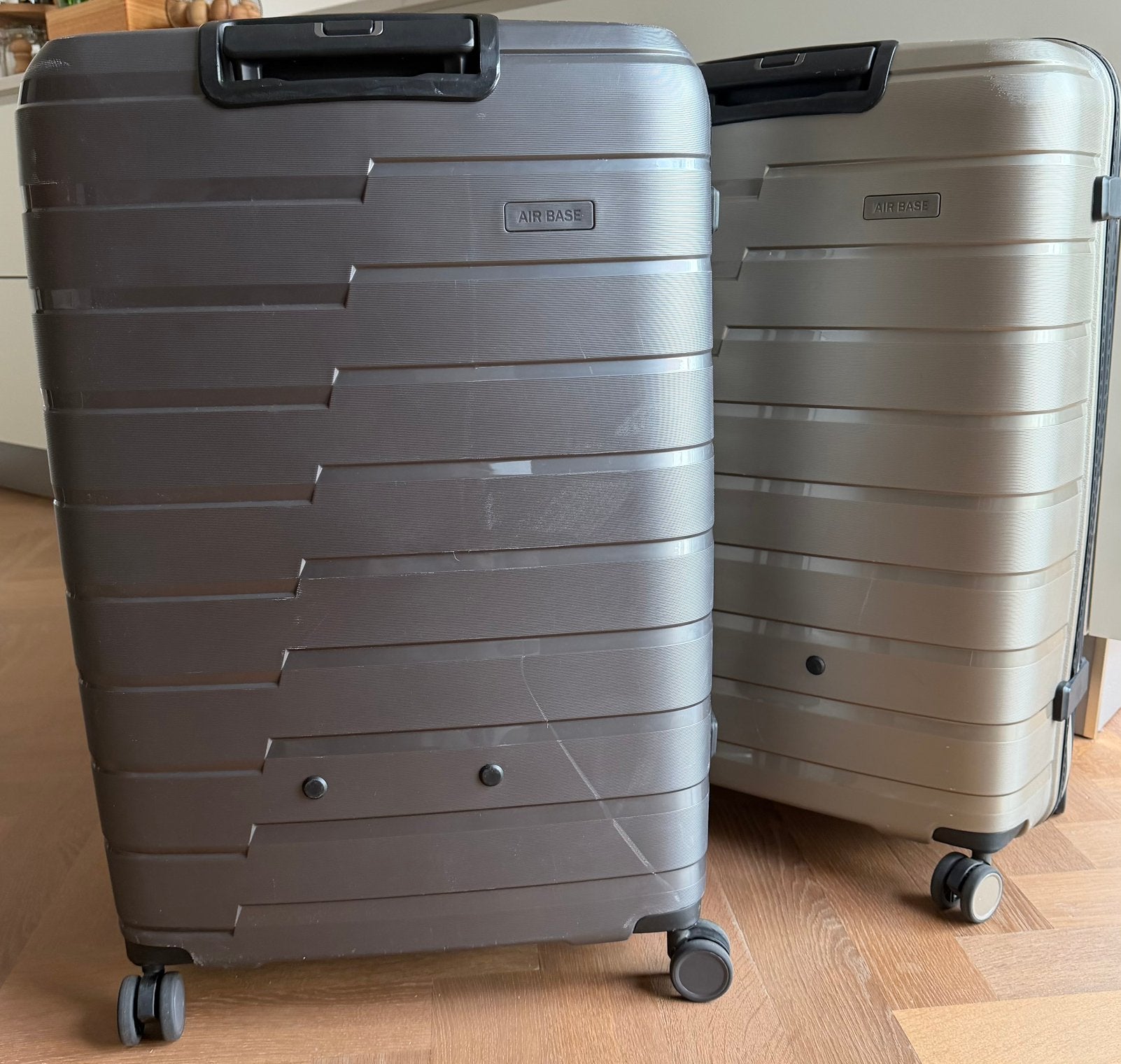 Reiskoffer 110 lt, Hard kunststof, 45 tot 55 cm, Zo goed als nieuw, 70 cm of meer