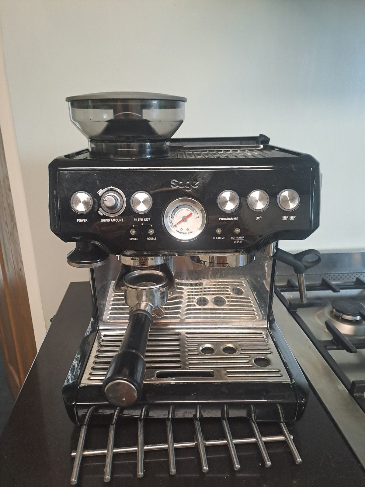 Sage Barista Express - maler hapert, Witgoed en Apparatuur, Koffiezetapparaten, Ophalen, Niet werkend, Espresso apparaat, Koffiebonen