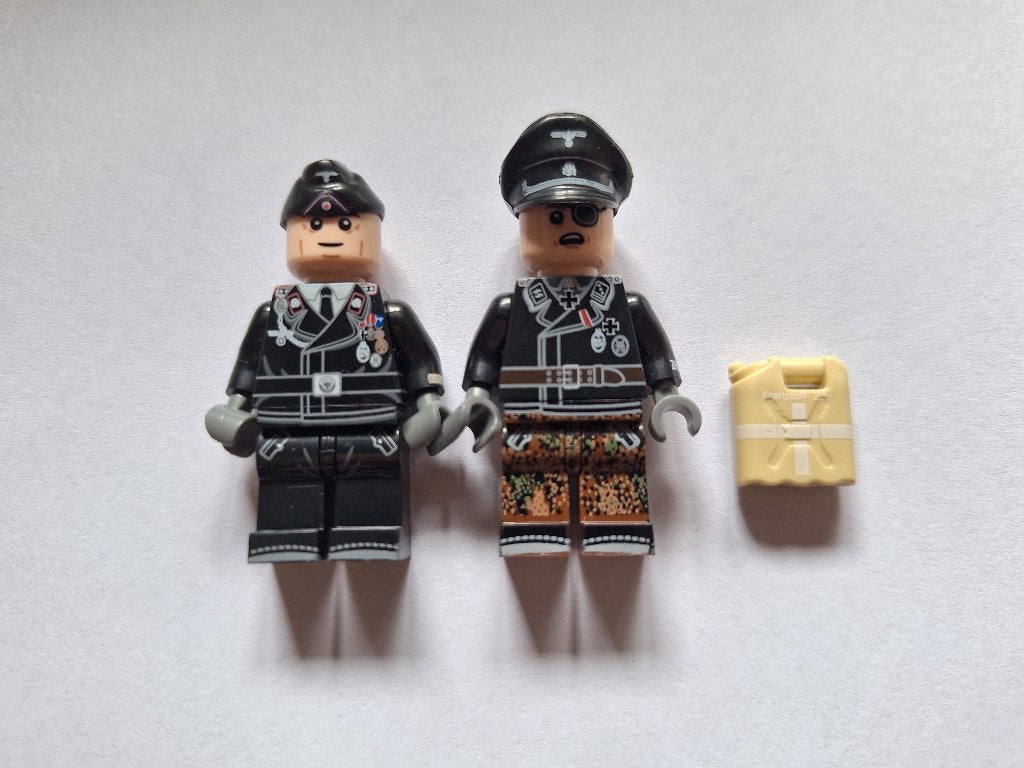 Lego ww2 duitse tankmedewerkers met jerrycan, Ophalen of Verzenden, Zo goed als nieuw, Overige merken