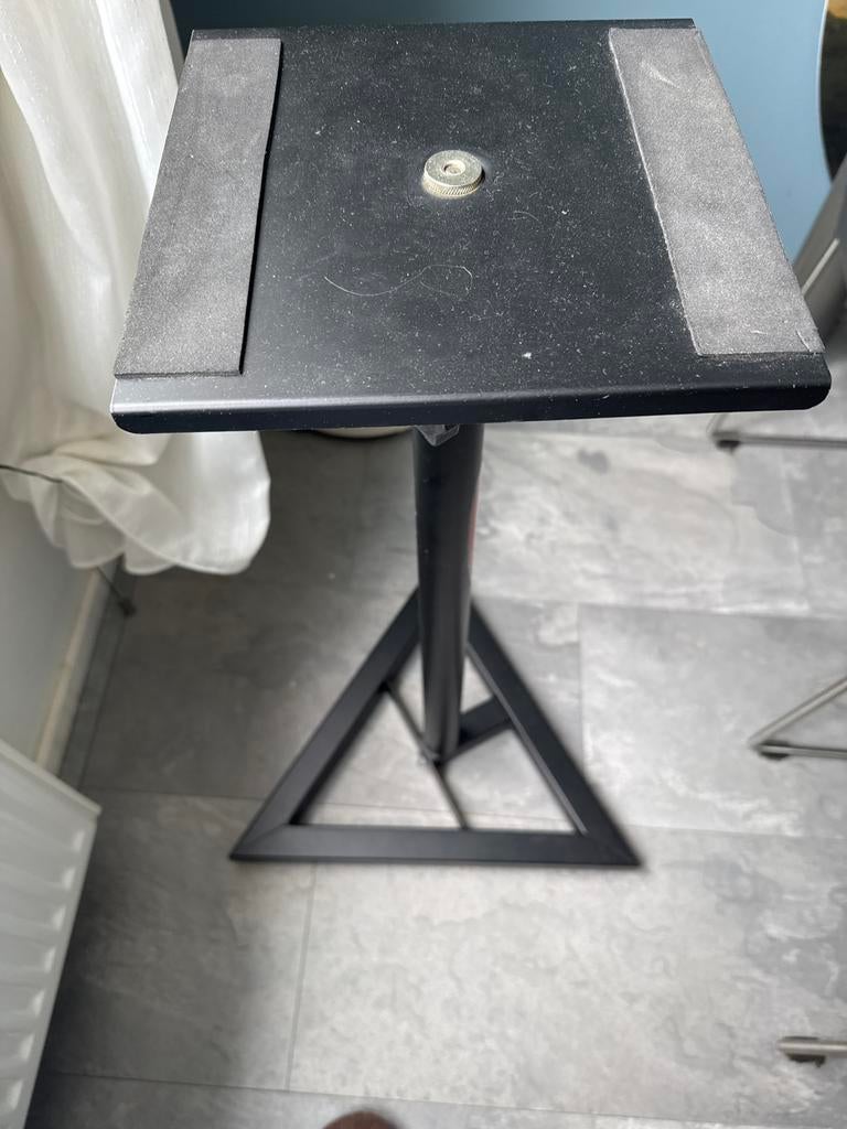 Set Verstelbare Monitor Standaard - Zwart Staal, Muziek en Instrumenten, Standaards, Ophalen, Zo goed als nieuw