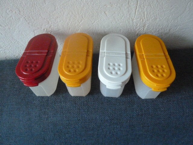 Tupperware Kruidenpotjes - 4 stuks, Ophalen of Verzenden, Zo goed als nieuw, Rood, Overige typen