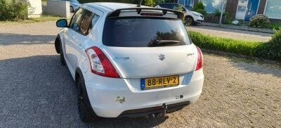 Suzuki Swift 1.2 Comfort (Schadeauto), Ophalen, Wit, Handgeschakeld, 1200 cc