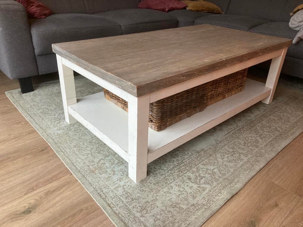 Salontafel 130 x 70 cm met 2 rieten manden, Huis en Inrichting, Tafels | Salontafels, Ophalen, Gebruikt, 100 tot 150 cm, 50 tot 100 cm